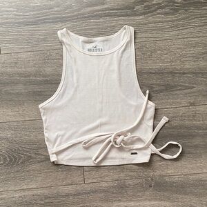 Hollister Ribbed Tie-Front Crop Tank in Light Cream